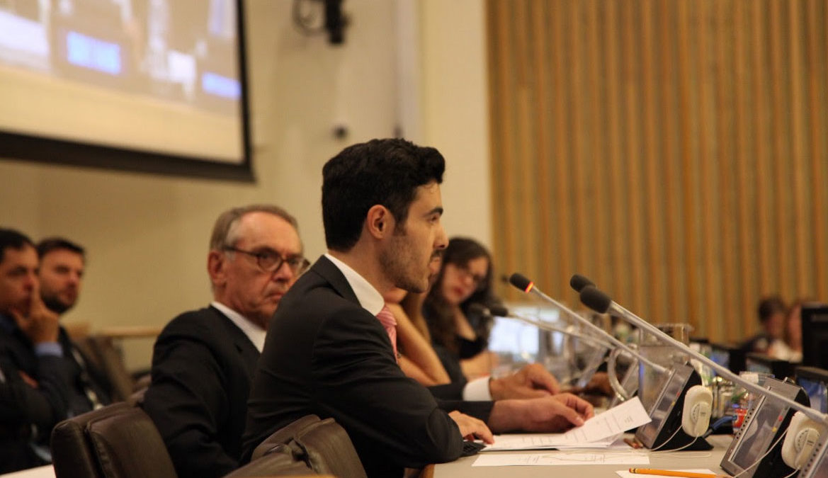 La ONU se reúne con un gay perseguido por el ISIS