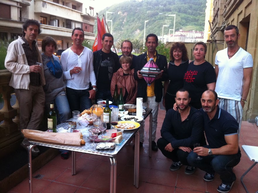 Fotos 23/06/2012 Cena y quema de Gehitu de Hojalata